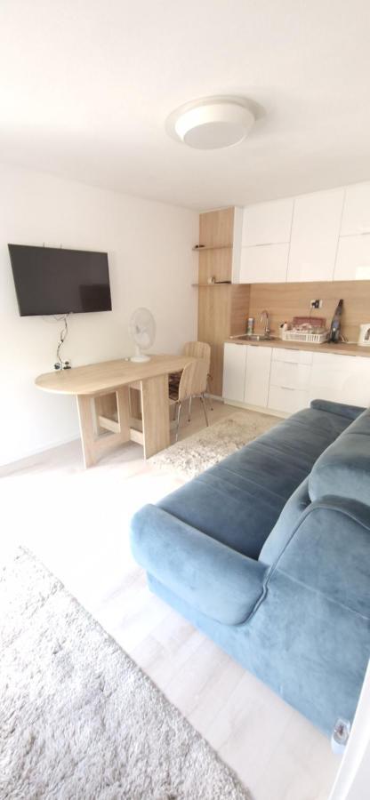 Family Apartment With Garden Saraievo Exterior foto
