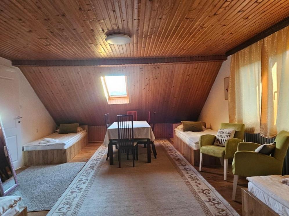 Family Apartment With Garden Saraievo Exterior foto